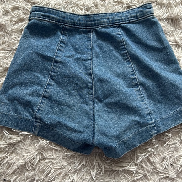 High waist denim shorts - Picture 3 of 4